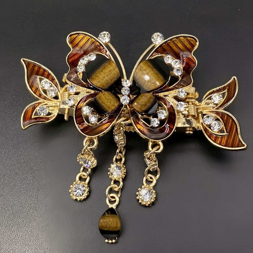 مشبك شعر بتصميم أنيق على شكل ف - مراجعة Ethnic Fashion Designers وسعره